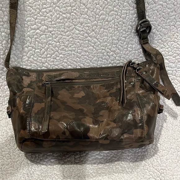 Frye and Co. leather camo bag - Picture 1 of 7